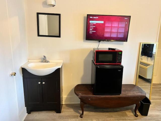 Spruce Pine Inn Zewnętrze zdjęcie